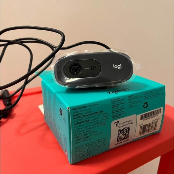 Logitch 720p Web Cam webcam - Picture 2 of 3